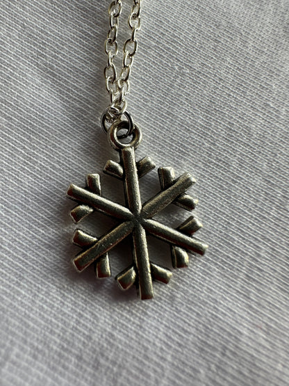 Schneeflocken silber Halskette
