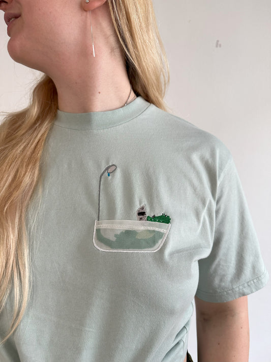 Krokodil in der Badewanne (transparente Brusttasche)