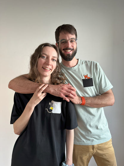 Ratte mit Käse Brusttasche