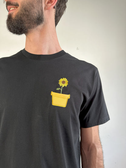 Sonnenblume im Brusttaschentopf