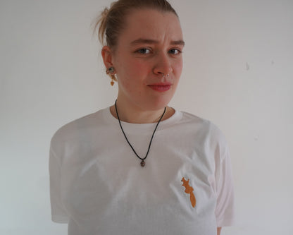 Eichhörnchen klettert