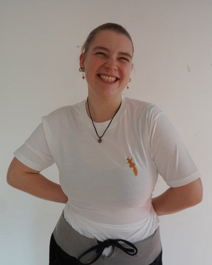 Eichhörnchen klettert