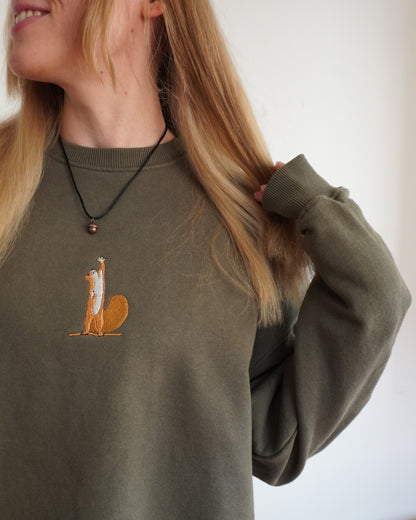 Eichhörnchen streckt sich