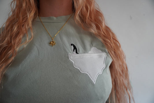 Pinguin auf Eisschollen-Brusttasche