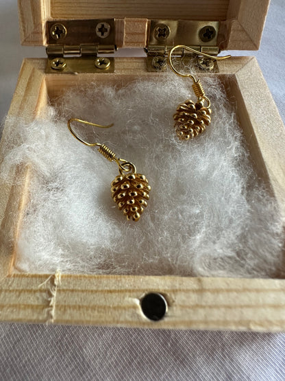 Ohrringe Tannenzapfen